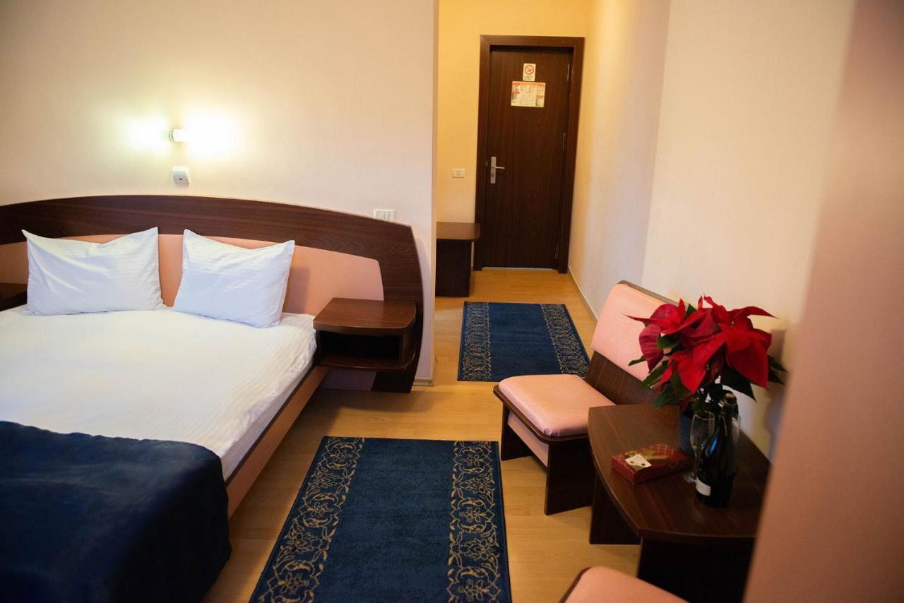 Casa Maia Hotel Buşteni Exterior foto